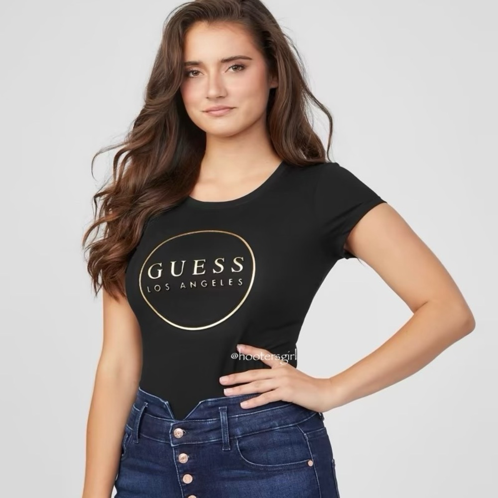 💙GUESS Gigi Logo Crew Tee💙